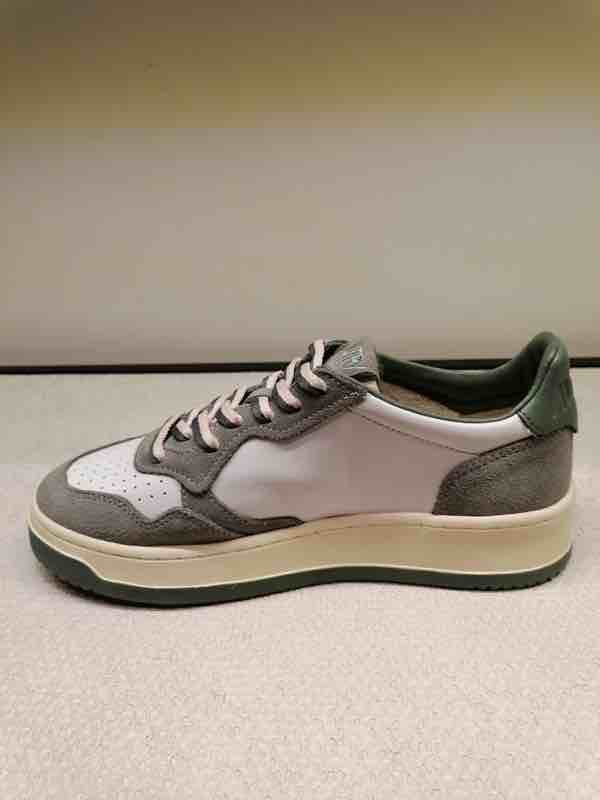 AUTRY SNEAKERS  MEDALIST LOW  WHITE MILITARY