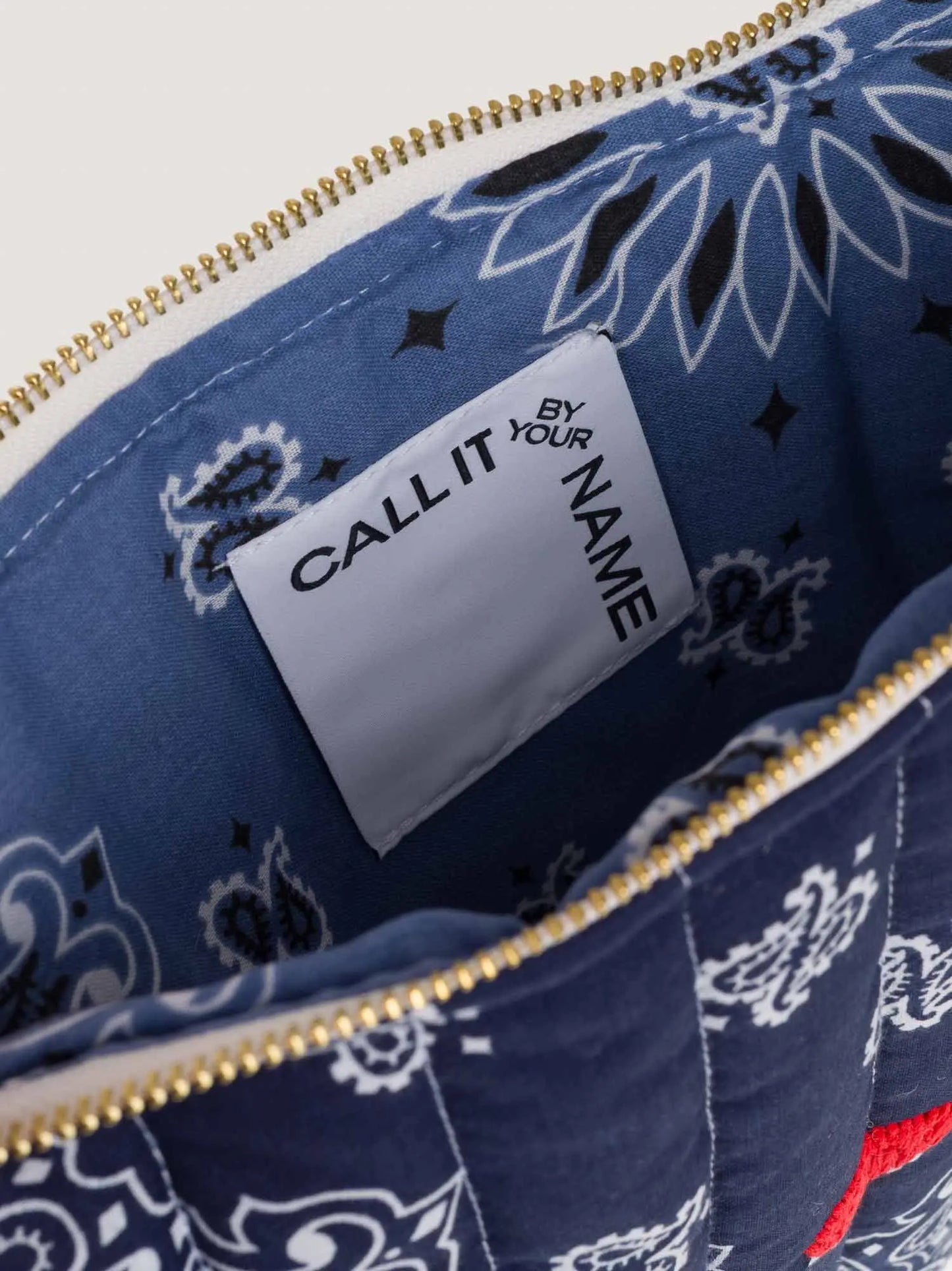 CALL IT YOUR BY NAME POCHETTE NAVY "CUORE"