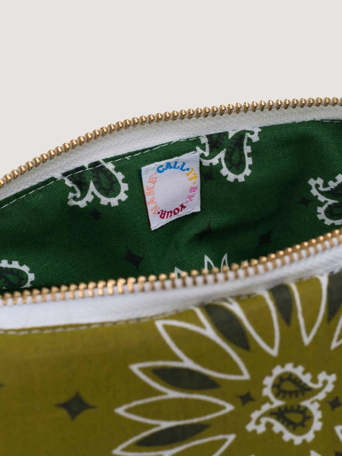 CALL IT BY YOUR NAME TROUSSE GREEN "QUADRIFOGLIO"