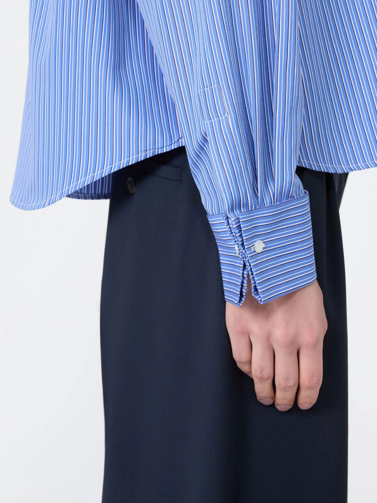 WEEKEND  MAX MARA CAMICIA OVATTA RIGA AZZURRA